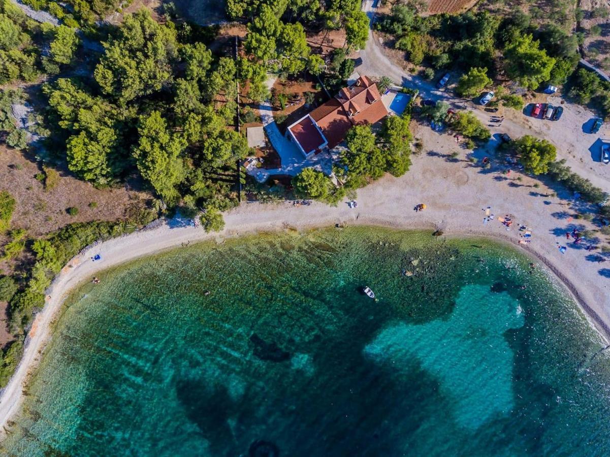 Deluxe Villa Sirena On The Beach With Pool Супетар Екстериор снимка